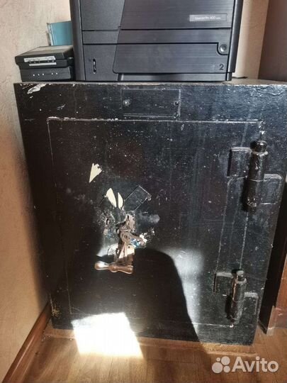 Сейф металлический бу