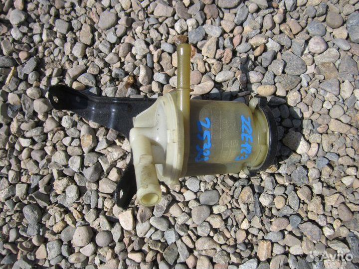 Бачок гидроусилителя Toyota Corolla Fielder ZZE123