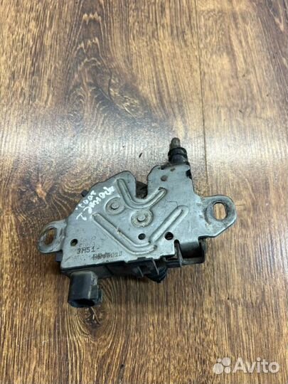 Замок капота Ford Focus 2 универсал 1 2006