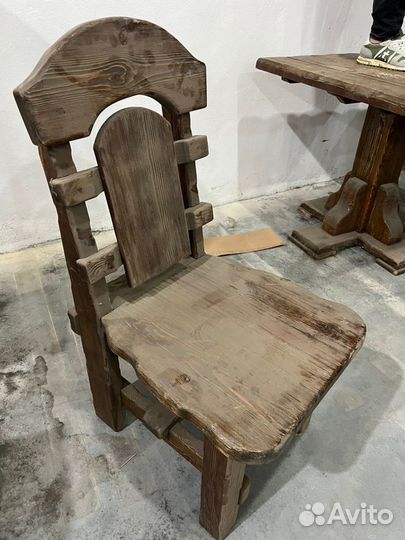 Стулья,столы деревянные