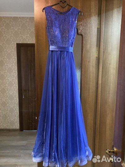 Вечернее платье в пол 42-44