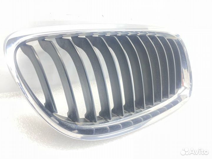 Решетка радиатора правая Bmw 3-Series E90 2009