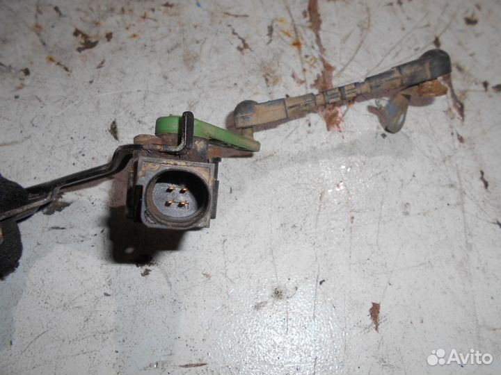 Датчик регулировки дорожного просвета Audi A8 4H