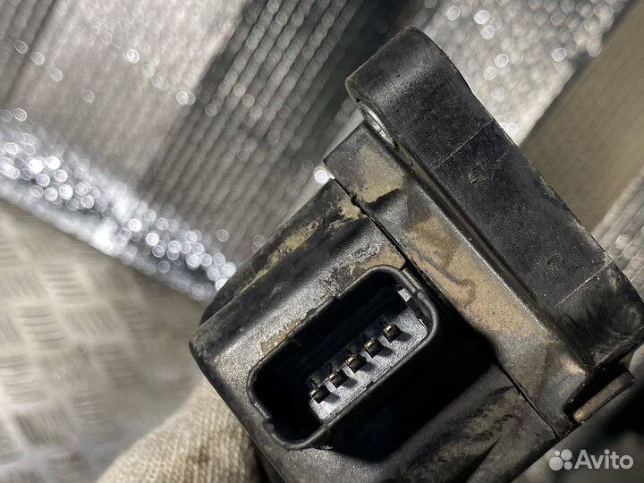 Педаль газа Peugeot Partner