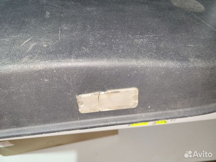 Дверная карта передняя правая Peugeot 3008