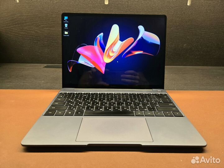 Huawei Matebook 13 AMD ryzen 5