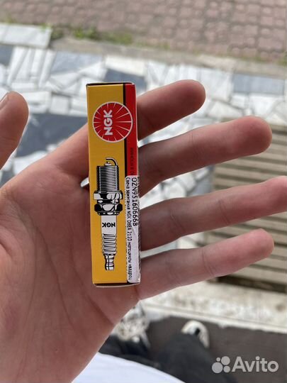 Свечи зажигания ngk