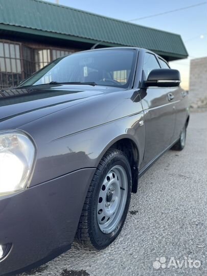 LADA Priora 1.6 МТ, 2017, битый, 170 000 км