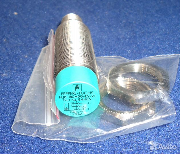 Индуктивный датчик Pepperl Fuchs NJ8-18GM50-E2-V1