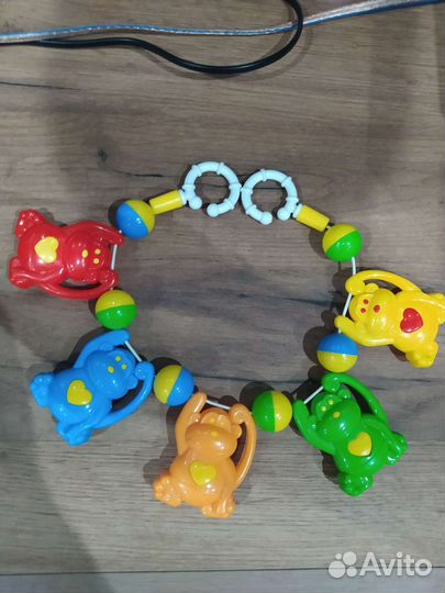 Погремушки, грызунки, бутылочки, поильник