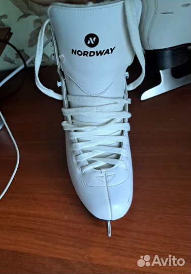 Коньки для фигурного катания Alice Nordway