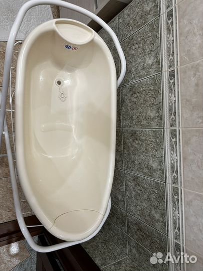 Детская ванночка с подставкой