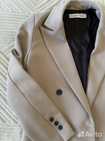 Пиджак женский S