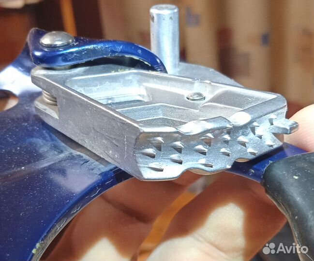 Карабины по 350, жумар 1500