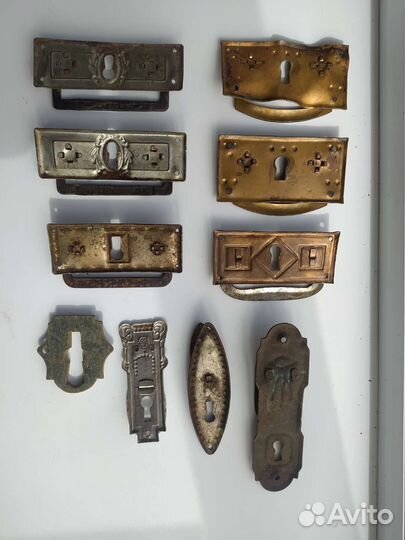 Накладка ручка на замок для комода