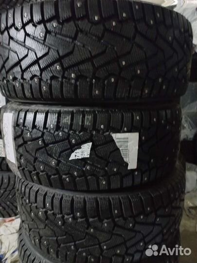 Pirelli Ice Zero 245/45 R19 102T
