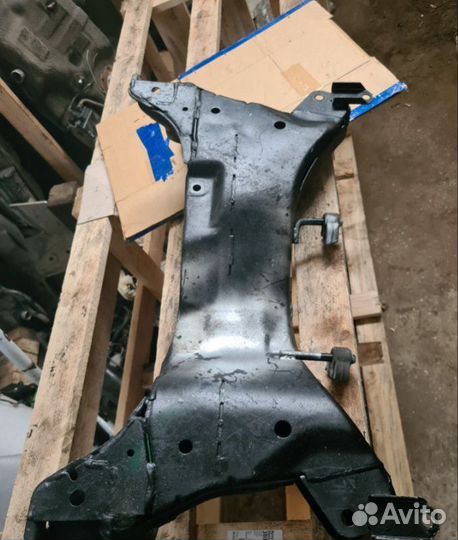 Подрамник передний Mitsubishi Lancer 9 4G18 2005