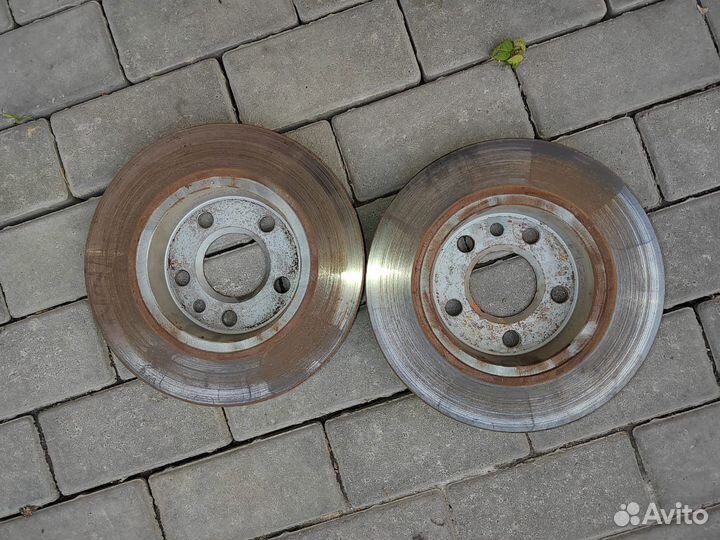 Диск тормозной задний Volkswagen T4