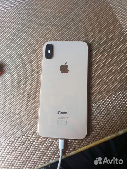 Телефон iPhone xs