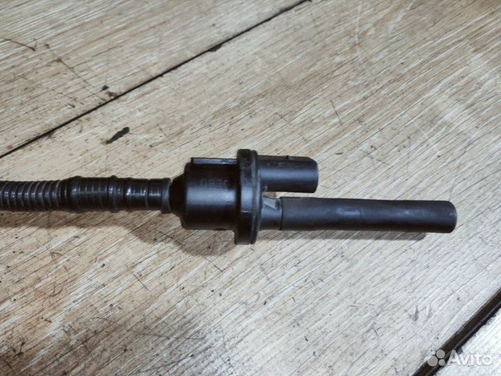 Вакуумный клапан Volkswagen Golf 6 caxa 1.4 2010