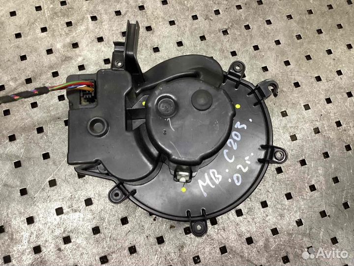 Моторчик печки Mercedes-Benz C-Class