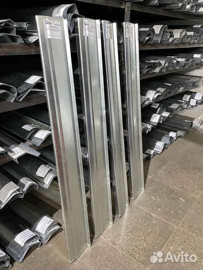 Порог задний Dodge Caravan, Chrysler Voyager IV 01