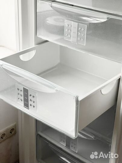 Морозильная камера liebherr