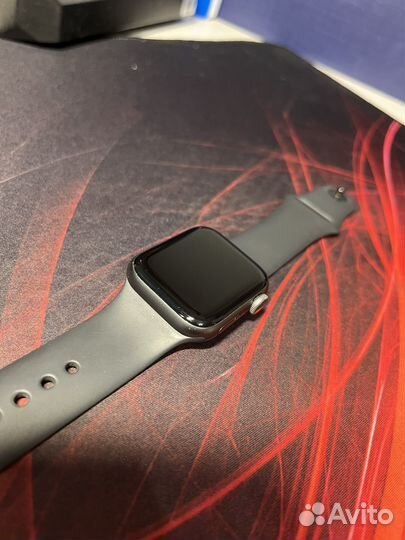 Часы apple watch 4 40 mm
