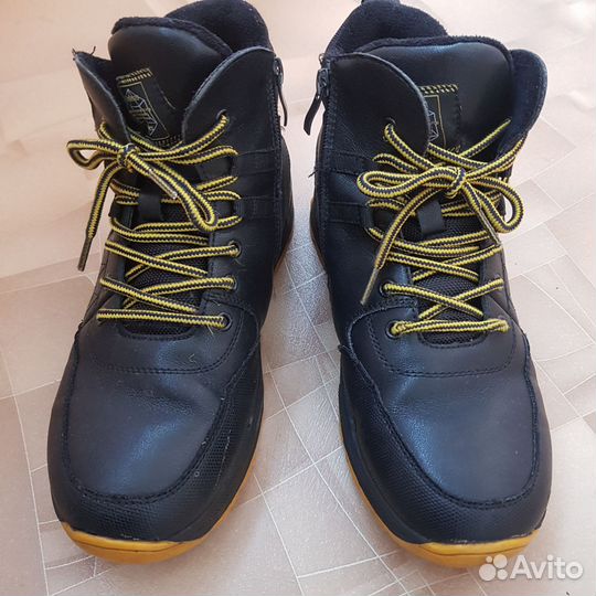 Ботинки демисезонные