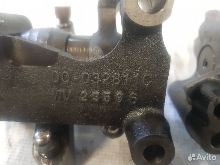 Рокерный вал с рокерами DAF XF 105