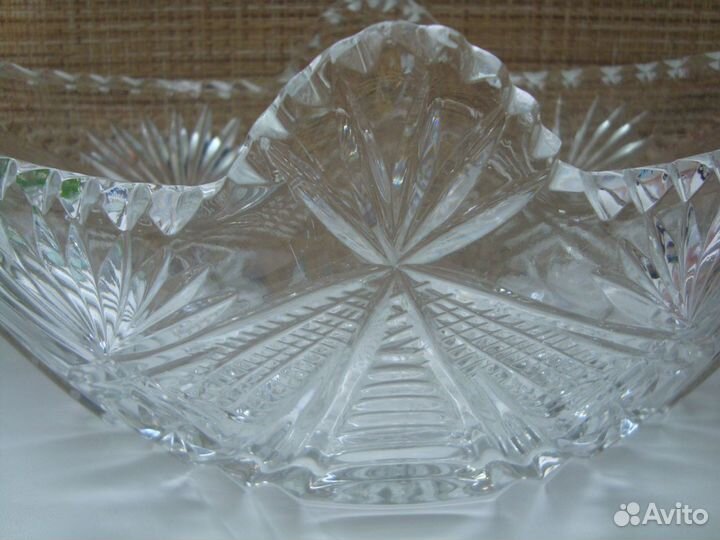 Хрустальная ваза (ладья)