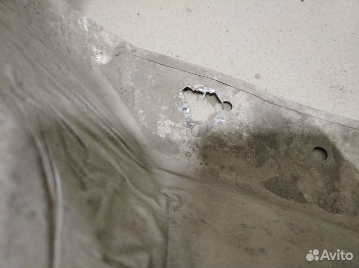 Экран тепловой Polo (Sed RUS) 2011