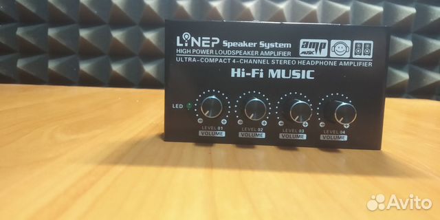 4-х канальный усилитель-распределитель наушников