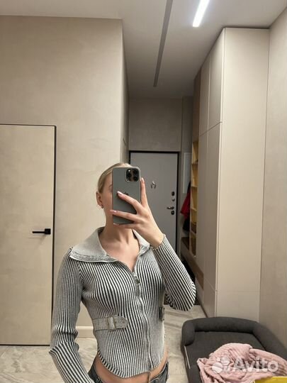 Кофта на молнии женская