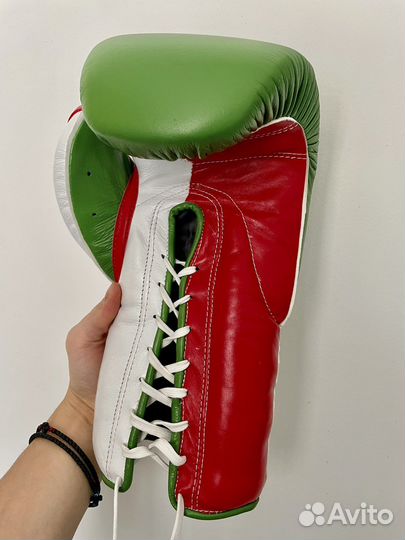 Перчатки для бокса