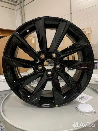 Оригинал Skoda Rapid Stratos R16 Volkswagen Polo