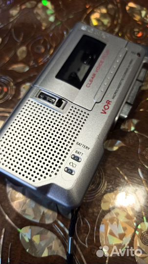Кассетный диктофон sony