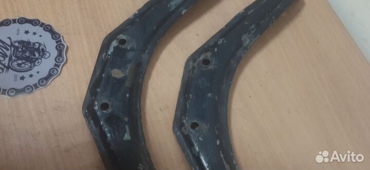 Кронштейны переднего крыла Иж Планета