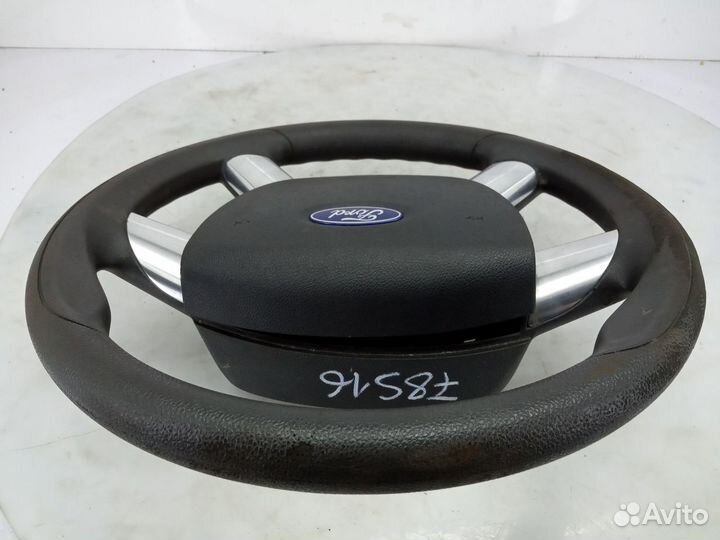 Рулевое колесо на Ford Focus 2
