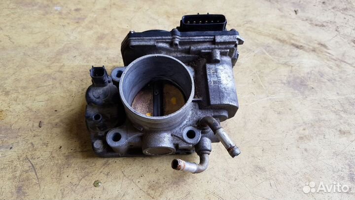 Дроссельная заслонка Хонда Цивик 4Д 1.8 R18A2