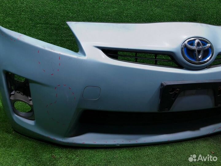Бампер передний Toyota Prius ZVW30