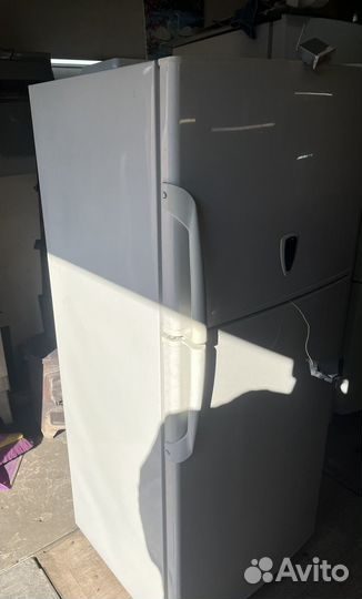 Холодильник daewoo