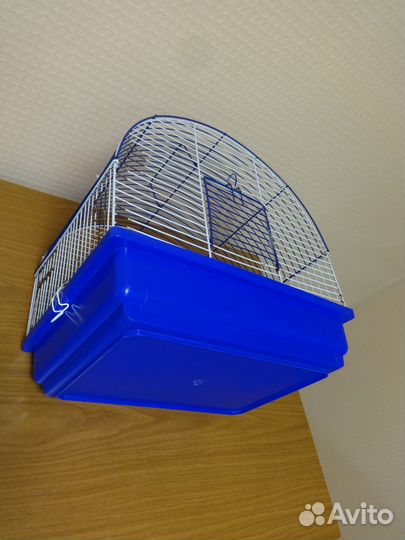 Клетки для домашних животных или птиц