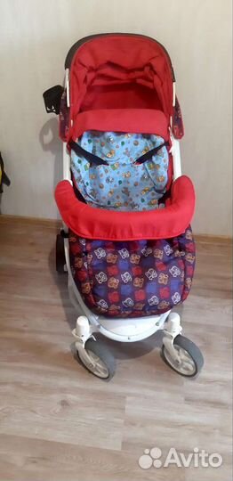 Прогулочная коляска