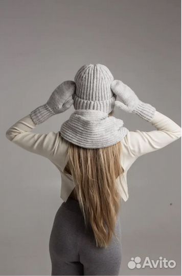 Комплект снуд варежки шапка