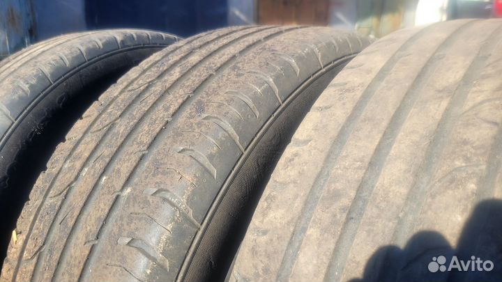 Continental ContiPremiumContact 2 215/60 R17 96H