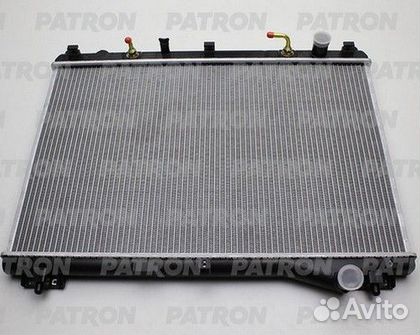 Радиатор охлаждения двигателя Suzuki Grand Vitara