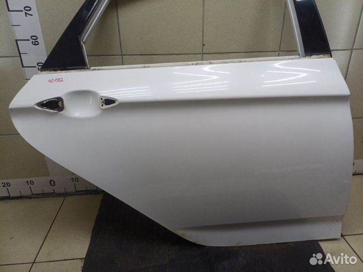 Дверь задняя правая Hyundai i40