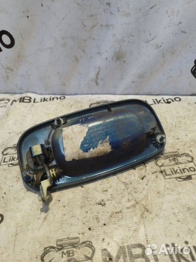 Ручка двери передняя правая Chevrolet Tahoe GMT840