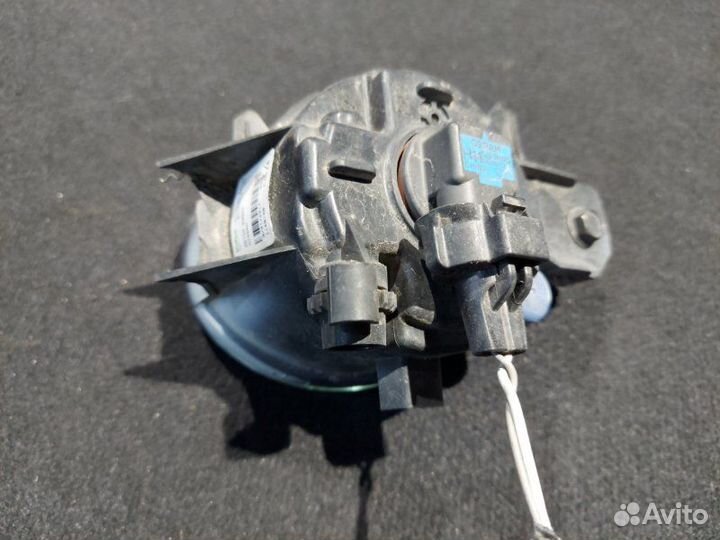 Фара противотуманная правая Nissan X-Trail